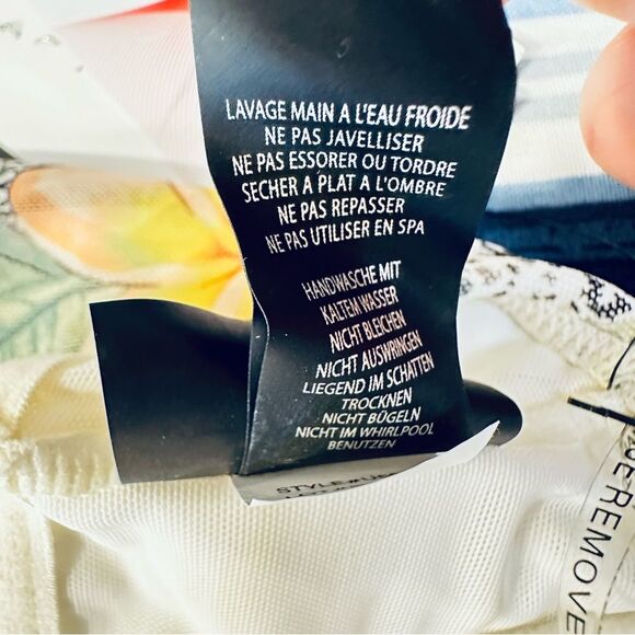 Coco Reef Swimsuit size Large NWT - Picture 11 of 13